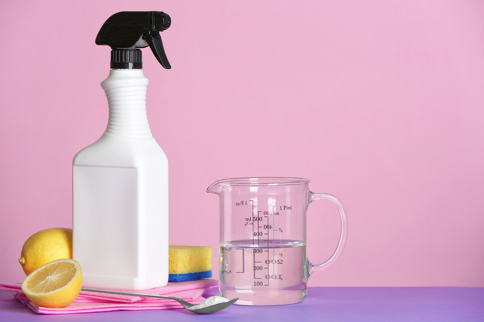 DIY Schimmelspray aus Hausmitteln selbst herstellen